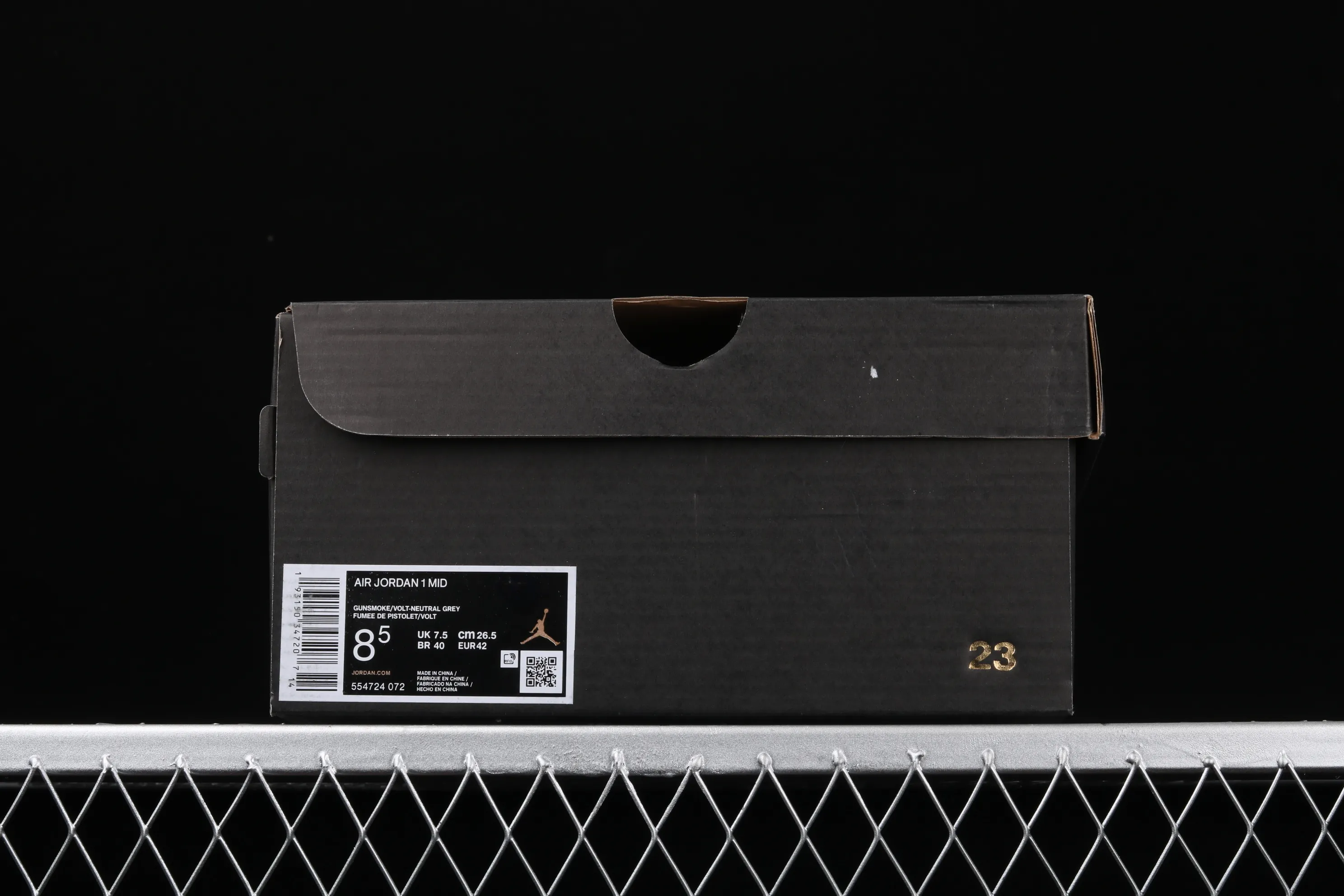 All categories Air Jordan Jordan series basketball shoes Air Jordan 1 Mid Air Jordan 1 Mid "Grey Volt" AJ1 Joe 1 neutral gray fluorescent yellow basketball shoes 554724-072
